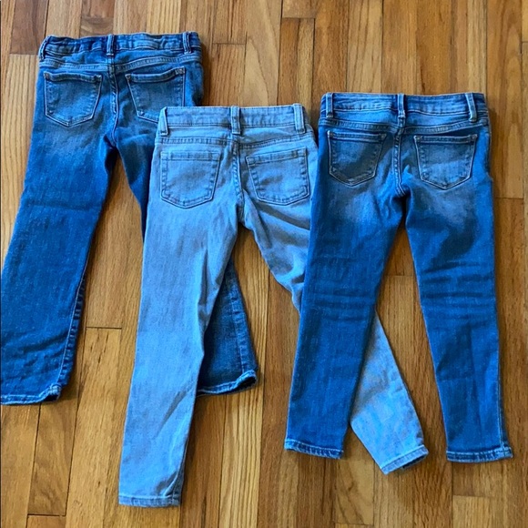 Sold as a set! Three pairs of girls size 5 Jeans - Picture 8 of 9